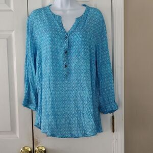Grind & Greene  blue beachy high low tunic 3 button  front   Sz XL